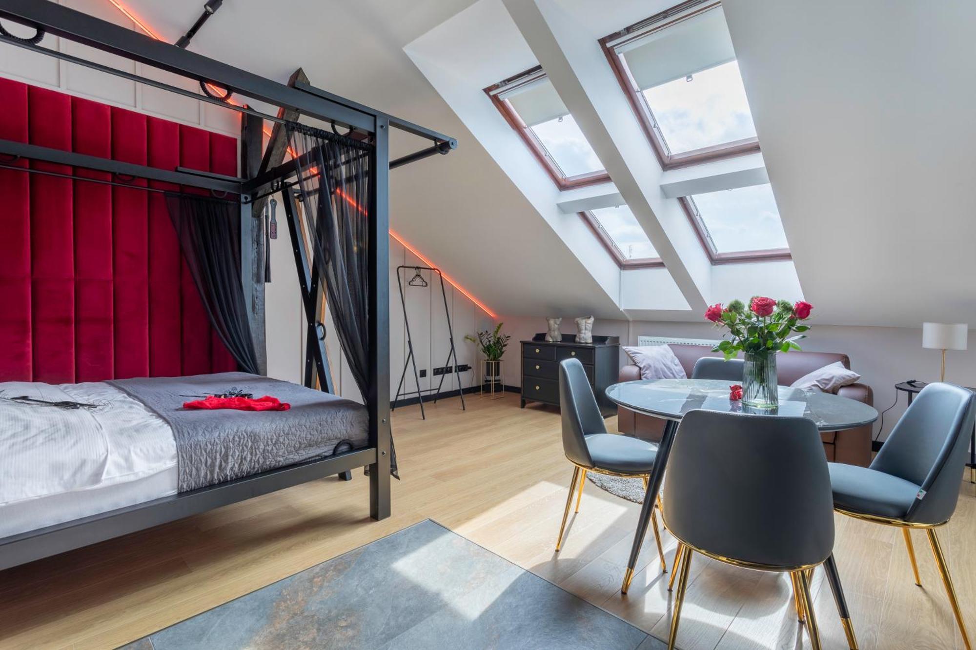 Exclusive Bdsm Apartment Krakow - Adults Only Εξωτερικό φωτογραφία