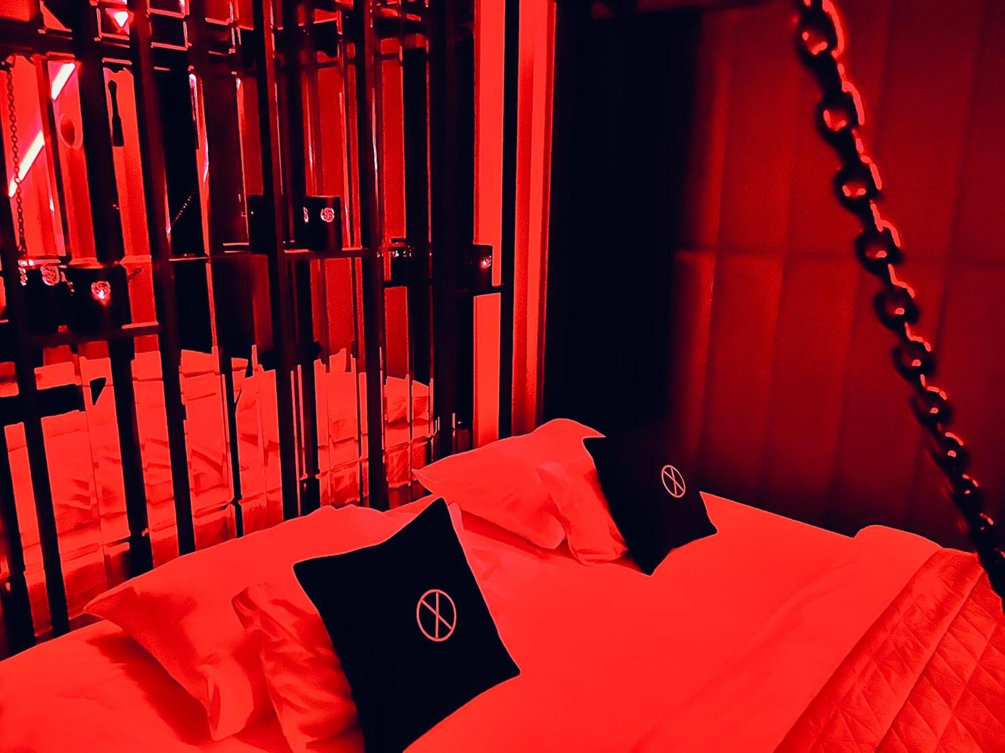 Exclusive Bdsm Apartment Krakow - Adults Only Εξωτερικό φωτογραφία