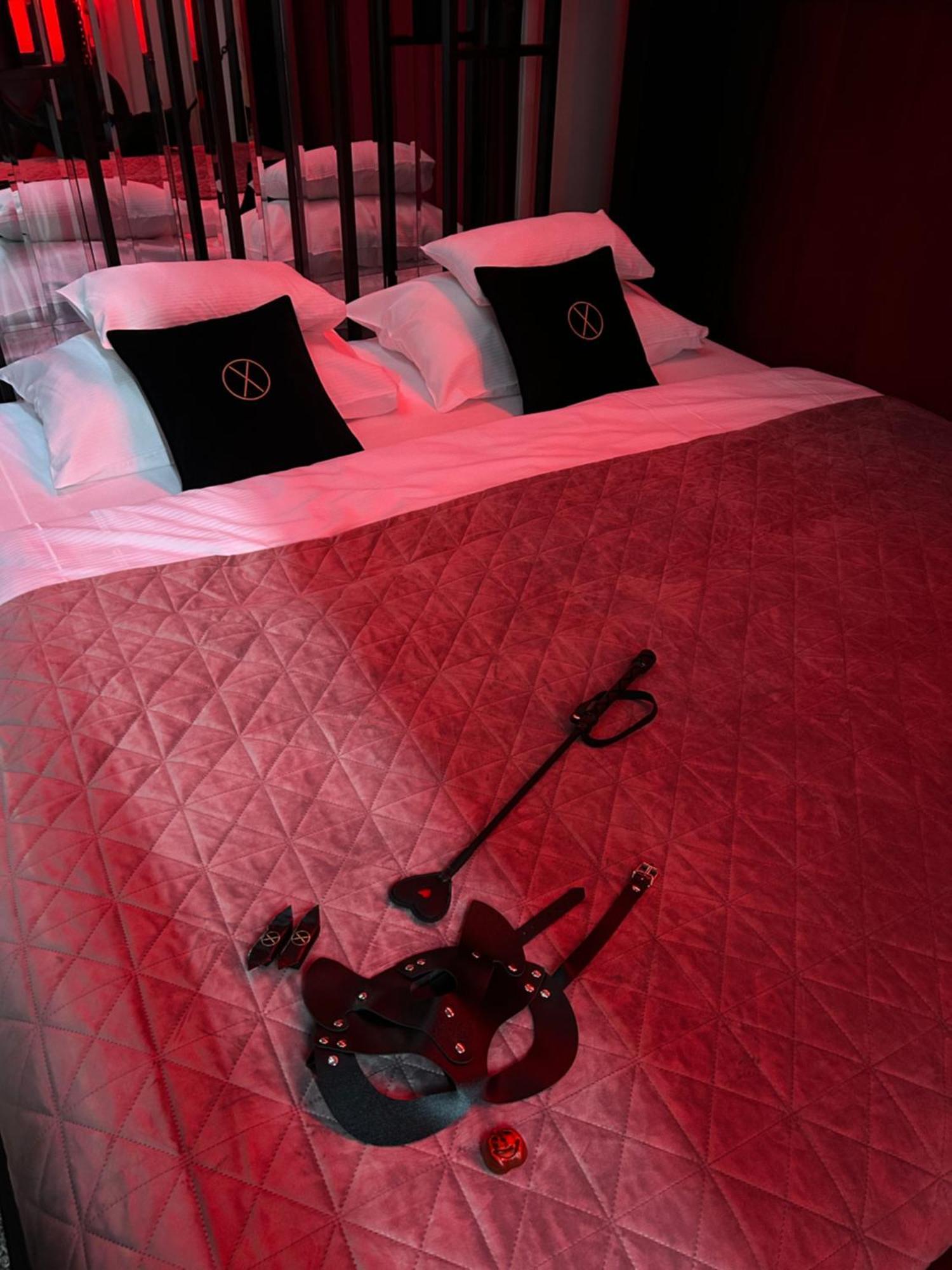 Exclusive Bdsm Apartment Krakow - Adults Only Εξωτερικό φωτογραφία