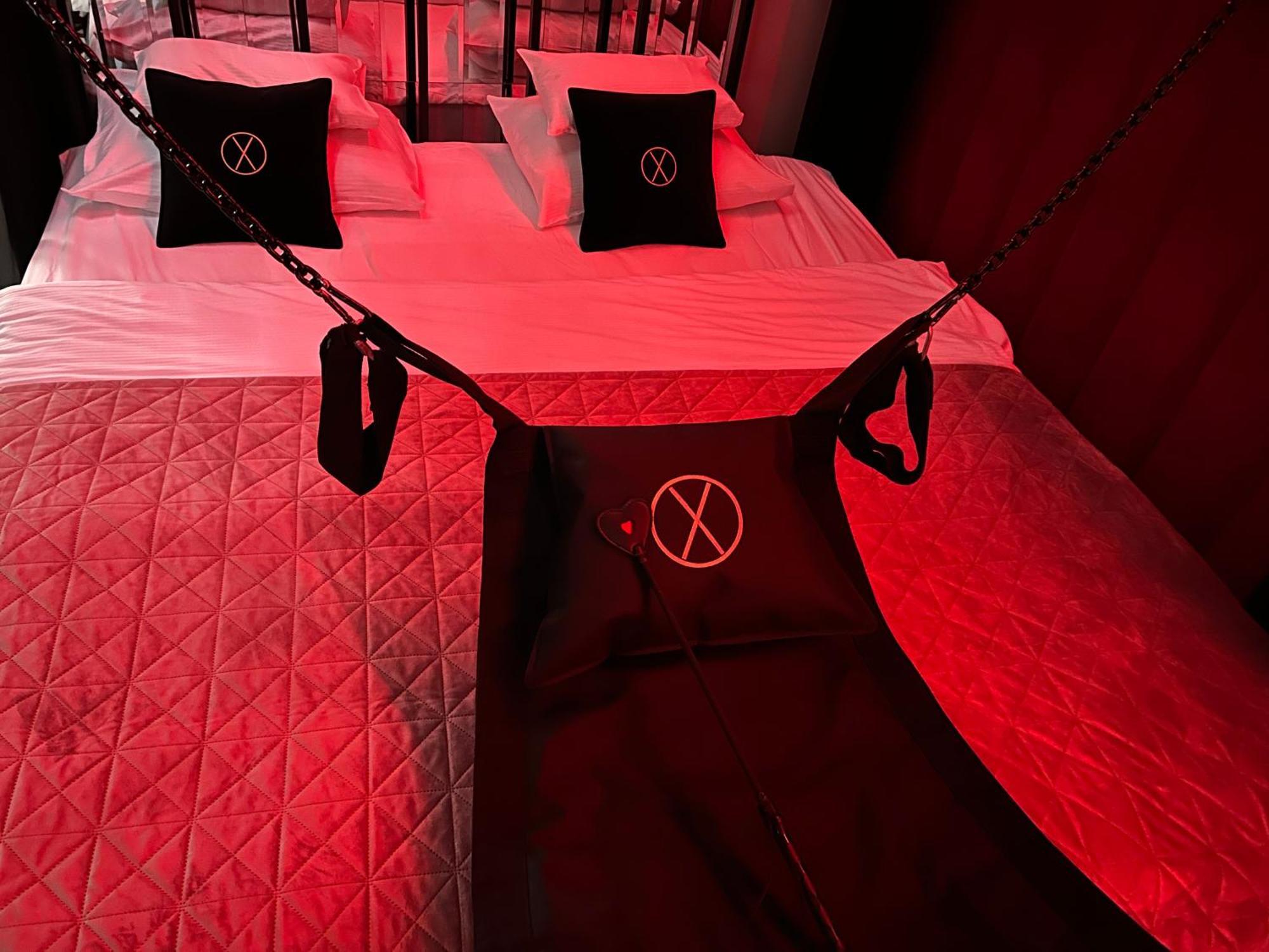Exclusive Bdsm Apartment Krakow - Adults Only Εξωτερικό φωτογραφία