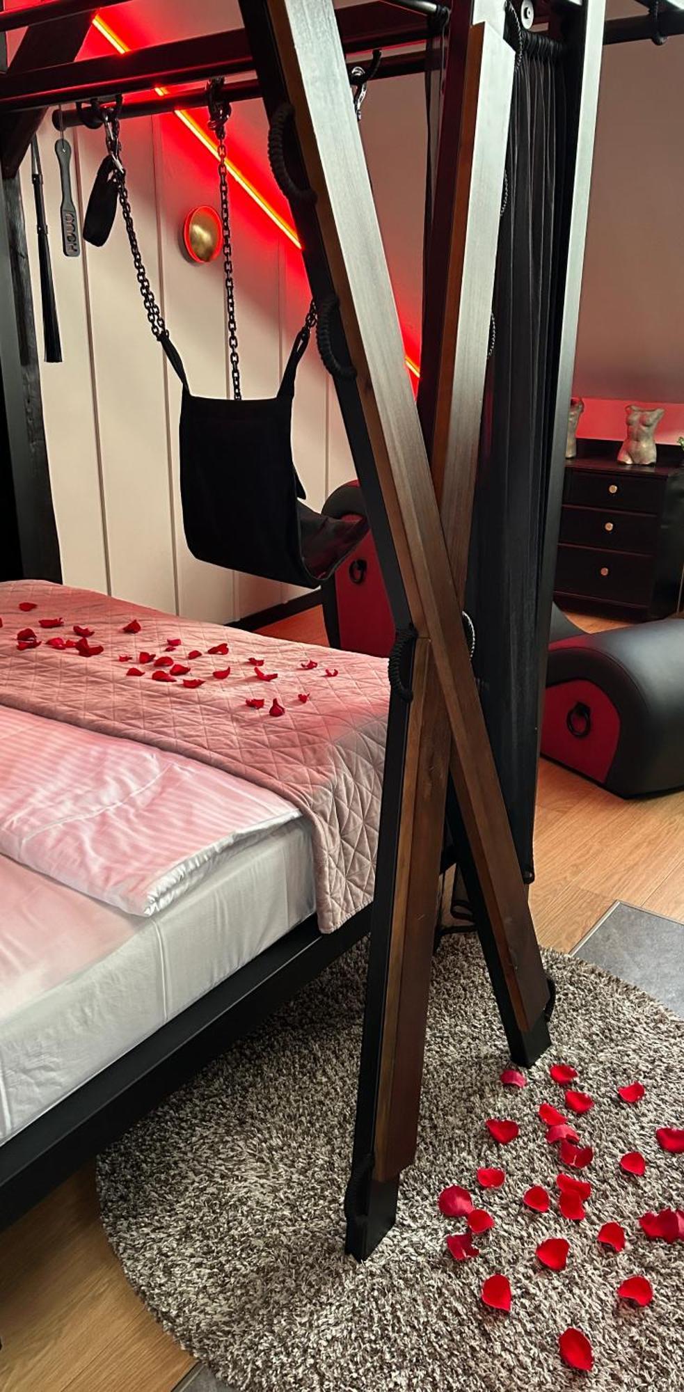 Exclusive Bdsm Apartment Krakow - Adults Only Εξωτερικό φωτογραφία